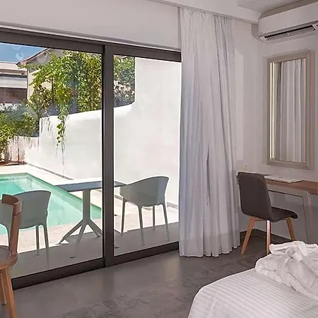Epavli Boutique Luxury 4* ハニア