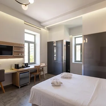 Epavli Boutique Luxury 4* ハニア