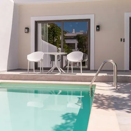 ホテル Epavli Boutique Luxury 4*