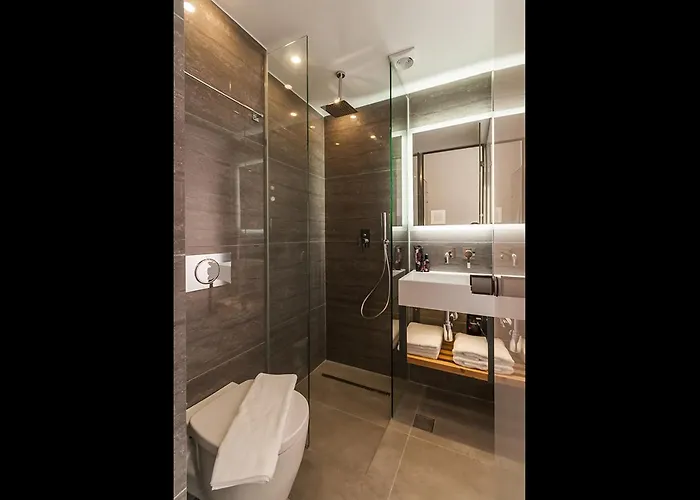 Epavli Boutique מלון